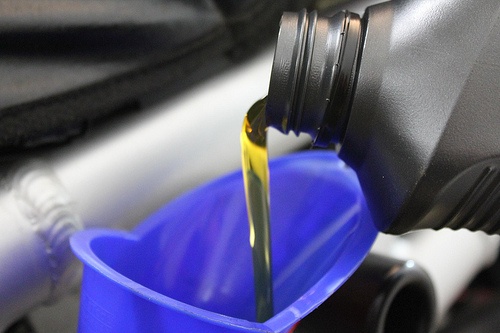 Synthetic Oil used for all types of cars Synthetic Oil used for all types of cars