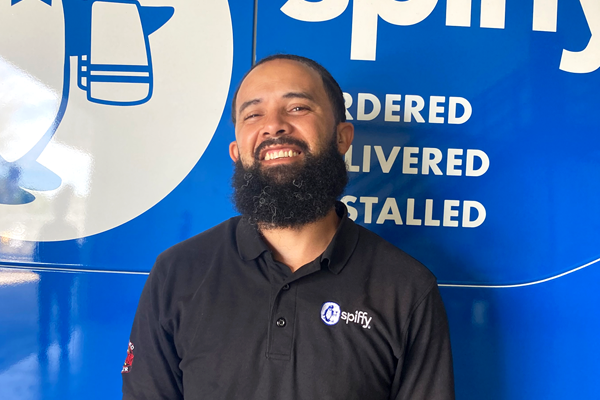 Photo of Spiffy’s 2022 Power 1200 technician, David Lockhardt, who provided exceptional automotive services for the whole year.